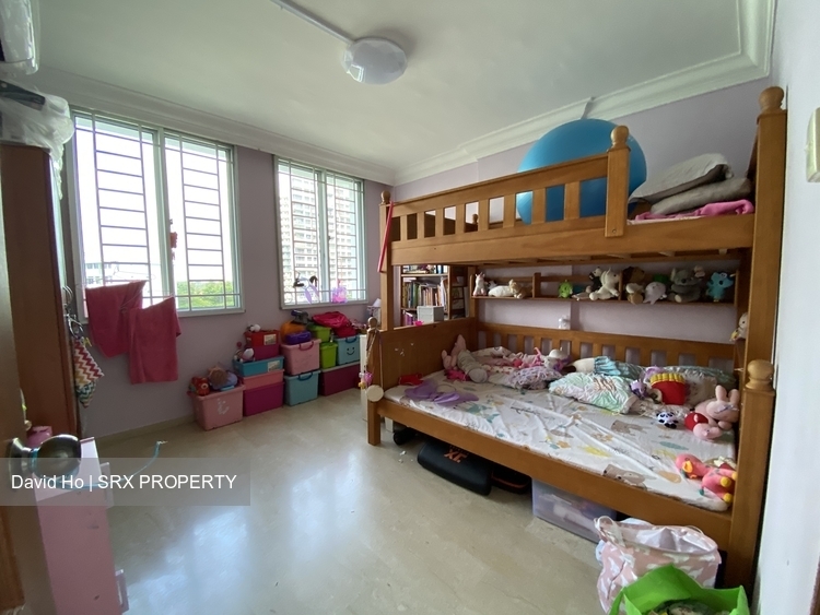 Blk 156 Yung Loh Road (Jurong West), HDB 5 Rooms #216509711